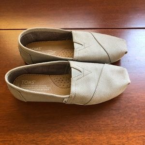 Toms gray herringbone flats women’s size 6